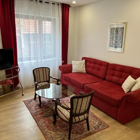 Apartment Golden In The Town Center With A Free Garage